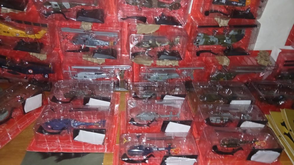 Colecao 48 Heitopito guerra dentro embalagem