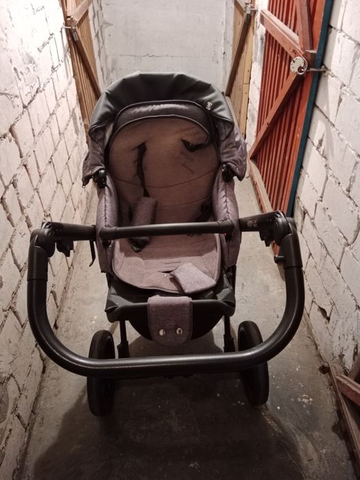 Wózek Adamex Emilio 2 w 1 plus fotelik Maxi Cosi