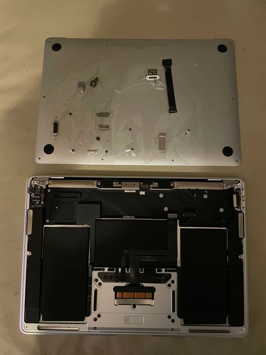 Carcaça chassi macbook air m1 com bateria de 95%"Sem placa mãe"ECRA PARTIDO