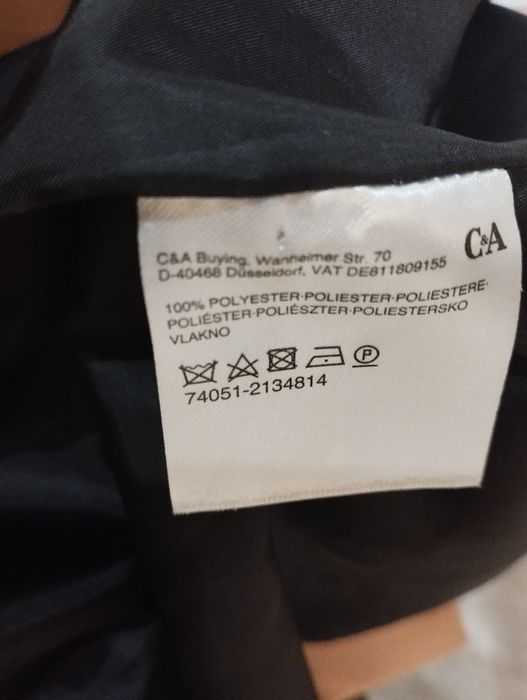 Sprzedam płaszcz rozmiar C&A rozmiar 36