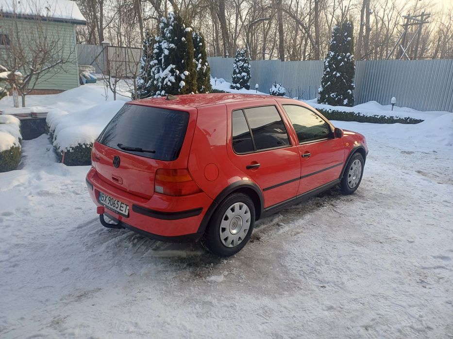 Volkswagen Golf 4 .1.6.
Volkswagen Gol