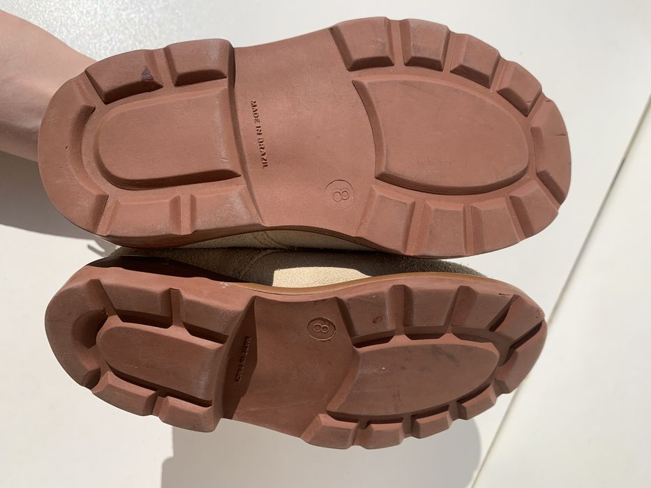 Босоніжки, сандалі, туфлі, мешти