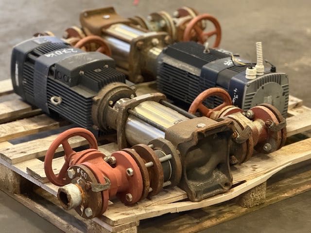 komplet pomp obiegowych do wody GRUNDFOS