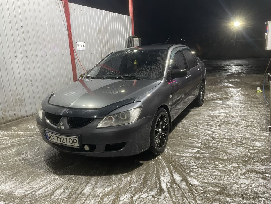 Продам лансер 9  в хорошому стані