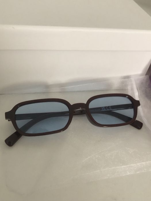 Óculos de sol de plastico