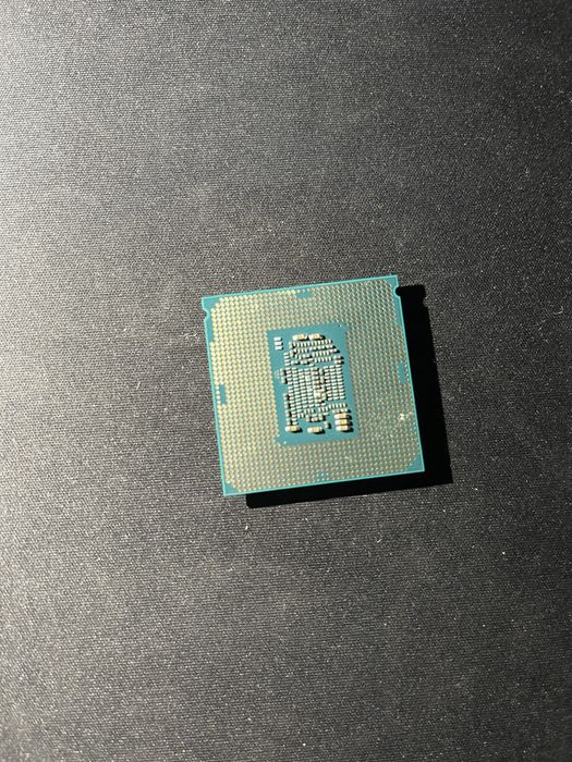 процесор Intel Core i5-7500T.