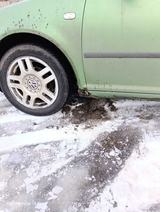 ПОДАМ VW ГОЛЬФ 4 1.6 газ.бенз.ціна до понеділка 85тис