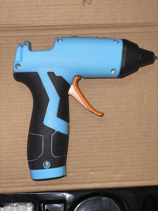 ! АКЦІЯ ! Акумуляторний клейовий пістолет GoGonova. 4 В. Нагрів 15с.