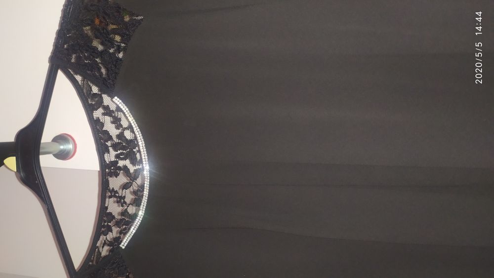 Piękna elegancka bluzka