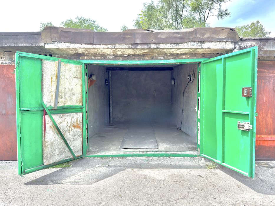 Продаж гаражу у кооперативі. ЦЕНТР! Широка. Руді