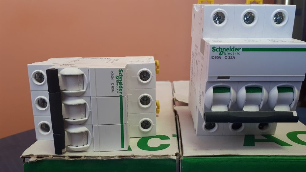 Оригинал Schneider Шнайдер Hyundai Корея автоматичний вимикач 16А УЗО