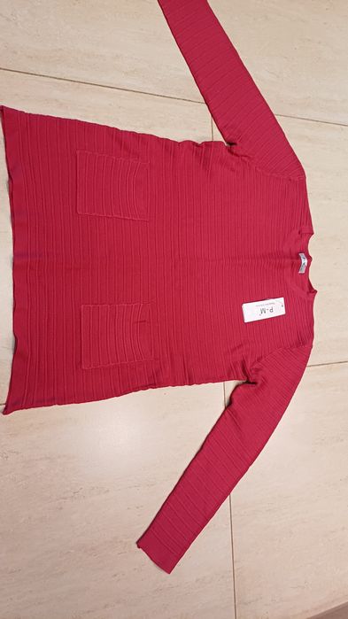 Sweter damski czerwony XXL.