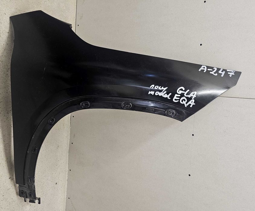Mercede GLA H247 EQA H243 błotnik przód przedni prawy od 2020r.