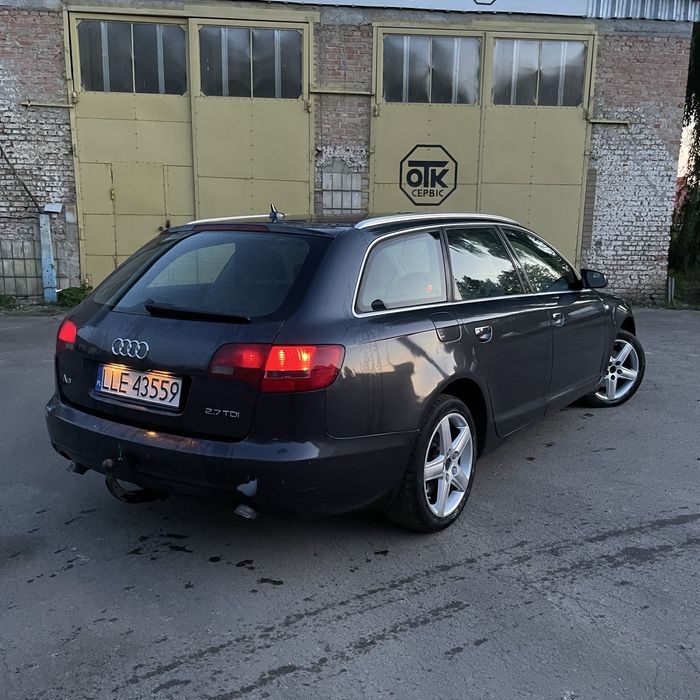 Ауді а6с6 2005 рік.