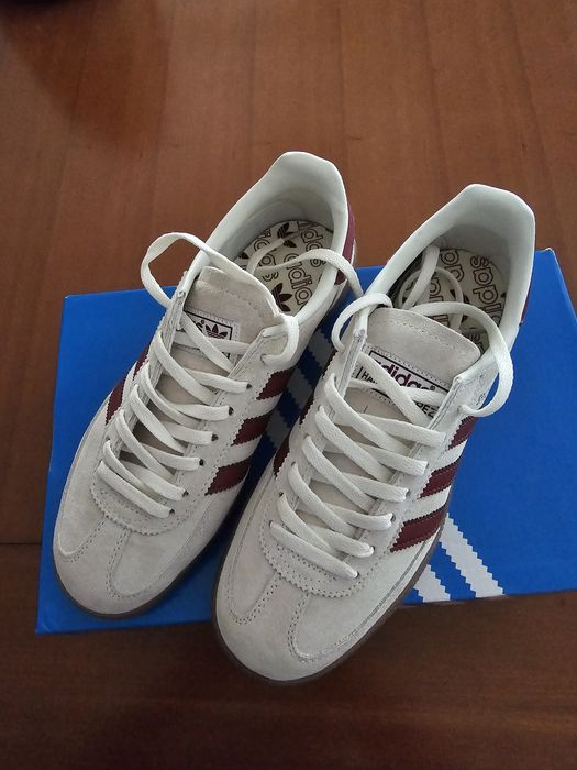 Ténis Adidas Special