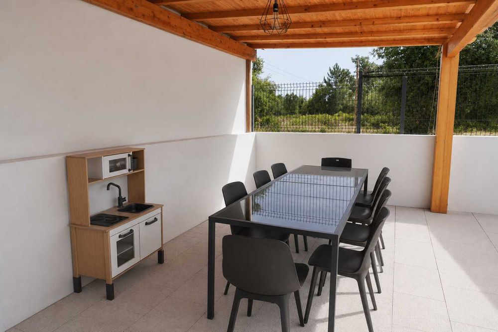 Moradia T4 Piscina e Garagem em Azeitão
