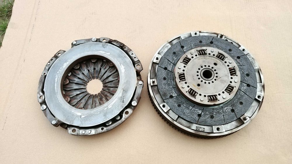 Dwumasa Sprzegło FIAT CROMA II 04-09.r 1.9 CDTI M32 Z19DTH 6 biegów