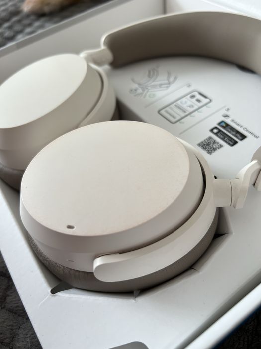 Навушники Sennheiser Accentum Wireless White