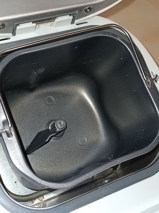 Продам Хлібопічку дешево