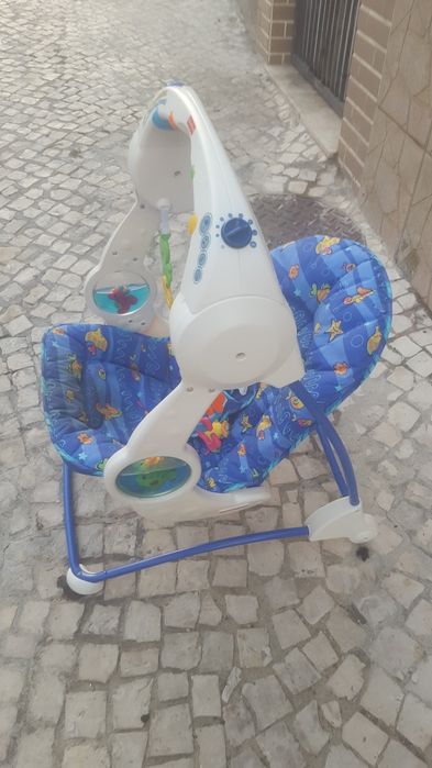 Baloiço para bebês da Chicco como novo