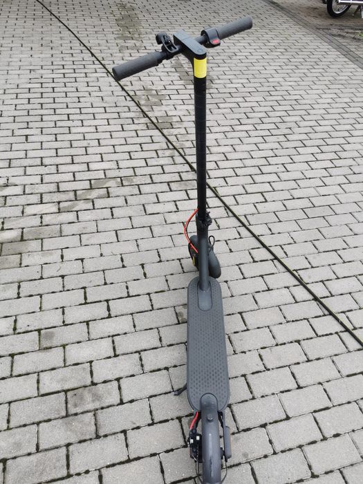 Sprzedam Hulajnoge elektryczną Xiaomi pro 2