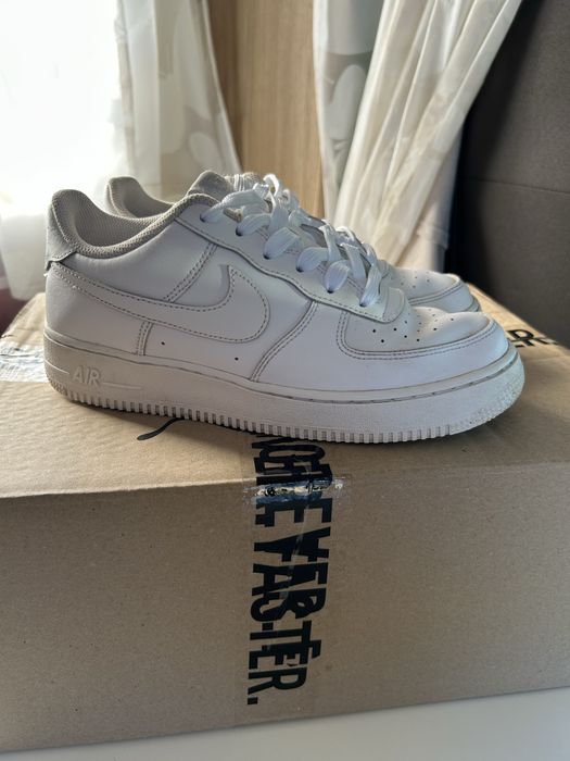 Кросівки Nike air force 1 Low Made in Indonesia  Шкіра Стан хороший 39(24,5 см) 1100 грн