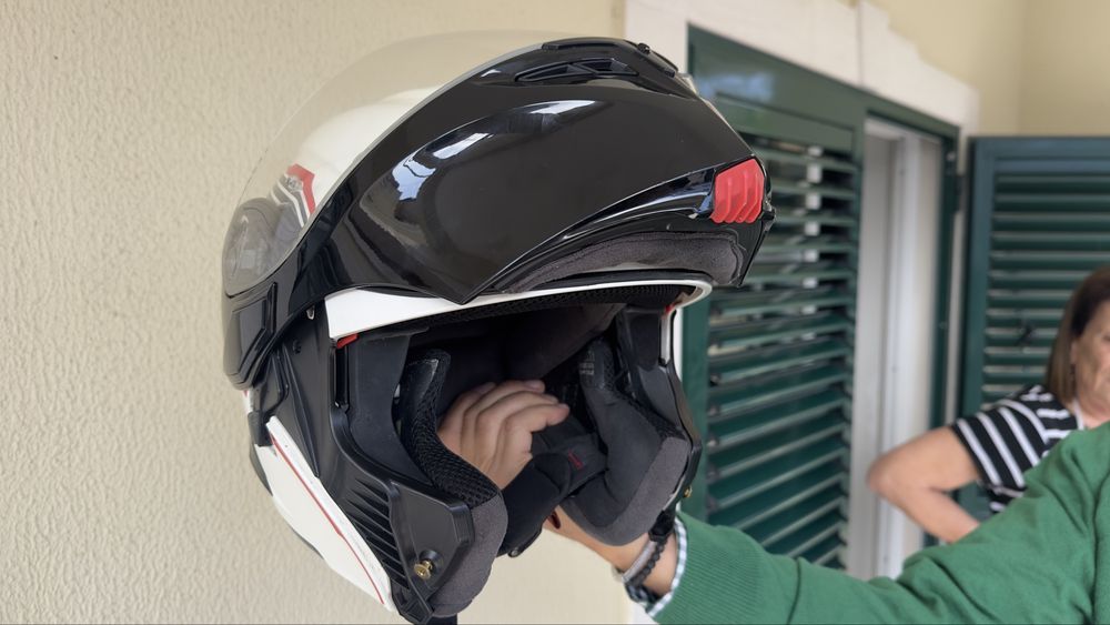 Vendo capacete AGV