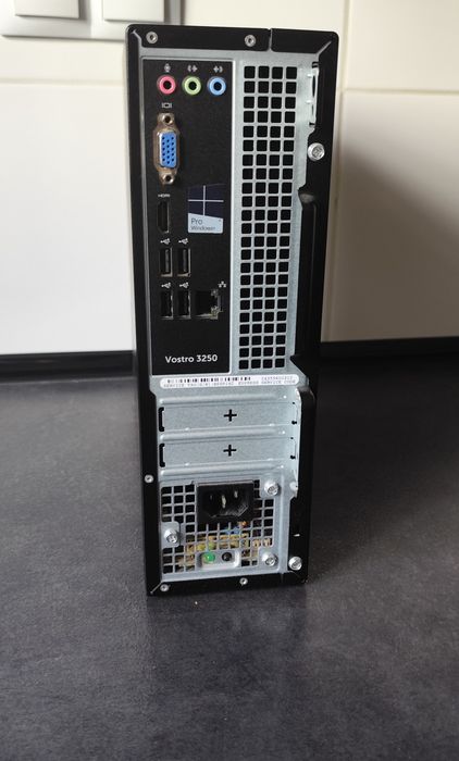 Komputer Dell Vostro 3250