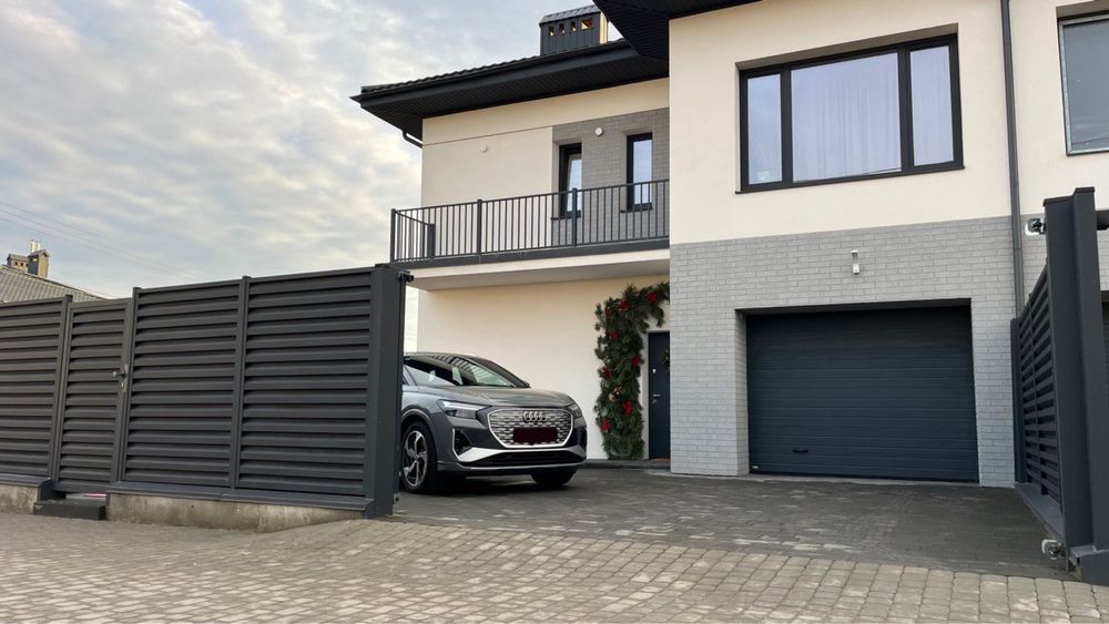 Будинок з ремонтом в с.Зубра від власника