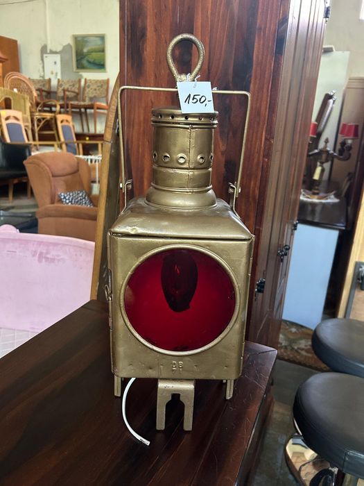 Stara lampa kolejowa