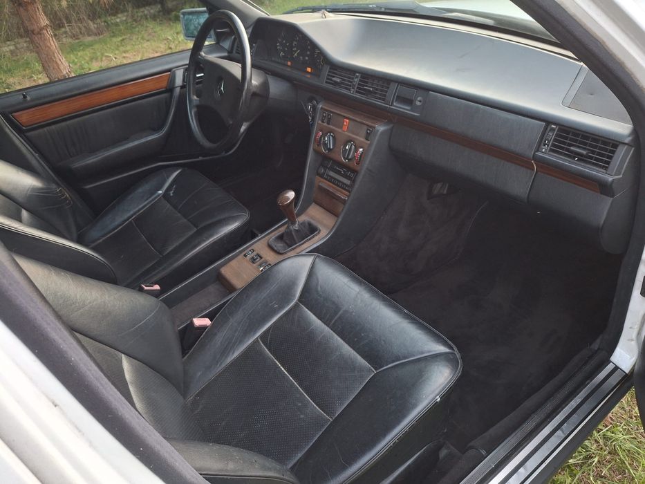 Mercedes Benz W124 230E 1986rok