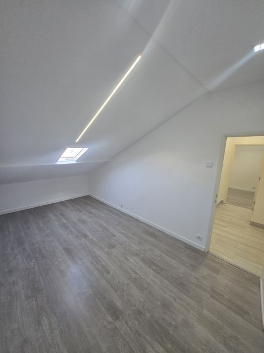 Arrendo apartamento T3 no Feijo
