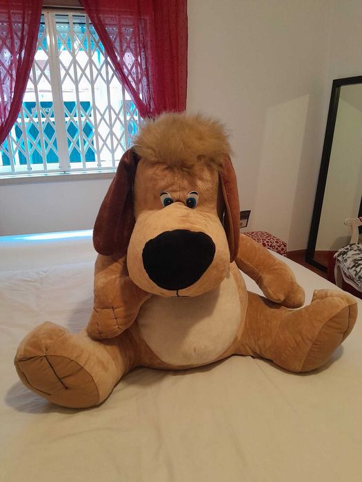 Cão de Peluche Gigante – Muito Macio – Cerca de 80 cm