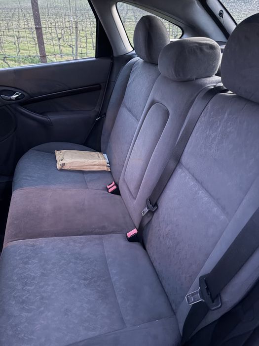 Vendo carro ford focus