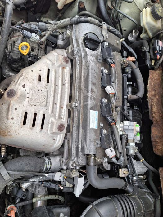 Toyota avensis t25 2,0 benzyna 1az silnik benzynowy slupek