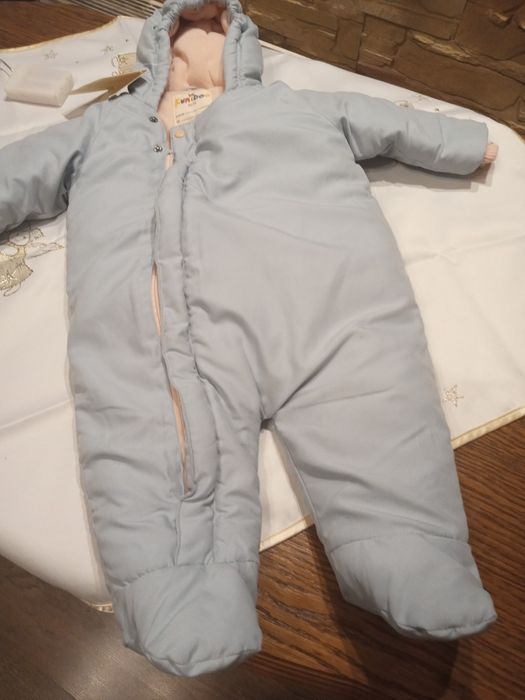 Kombinezon dziecięcy rozmiar 62-68