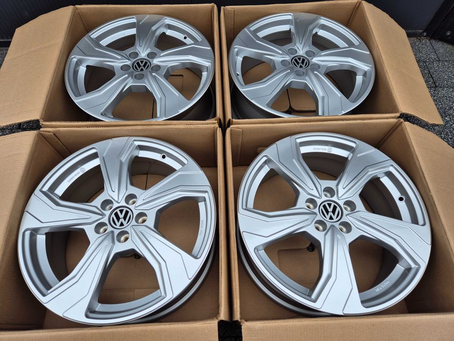 Felgi 17 do VW Polo VI 5x100 7J ET 51