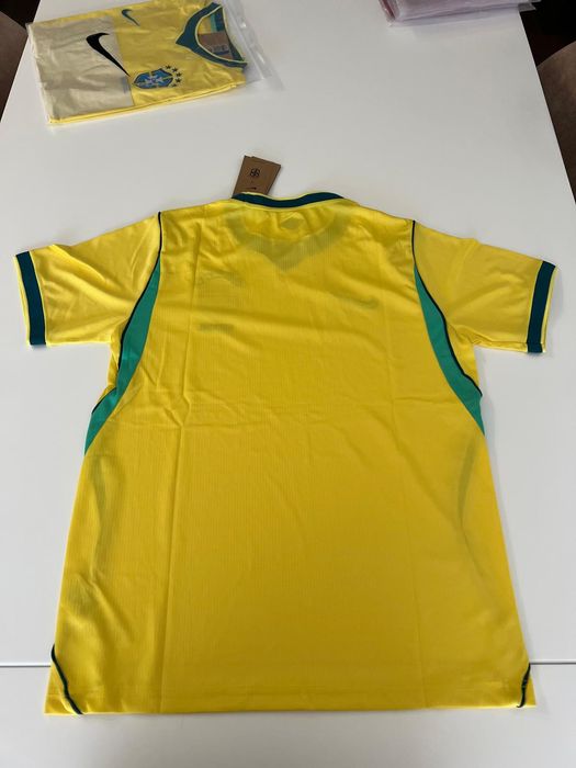 Camisola da seleção do Brasil para adulto