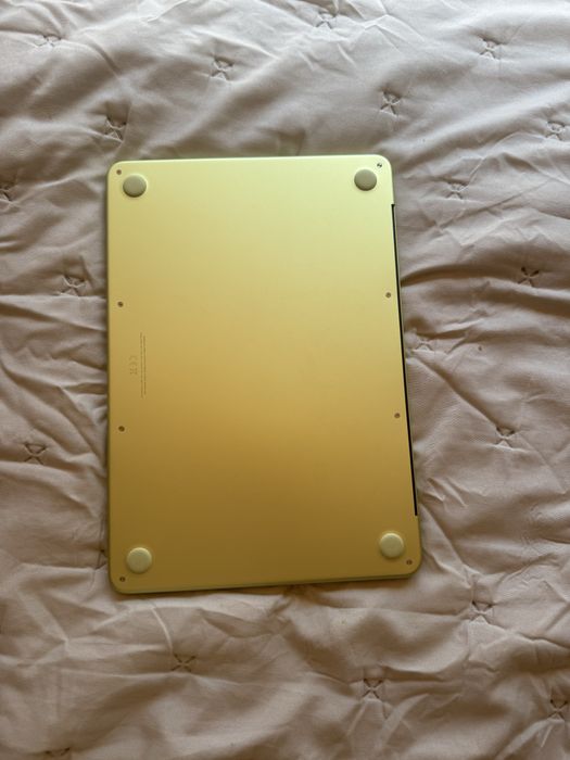 Mac book neo 13 polegadas