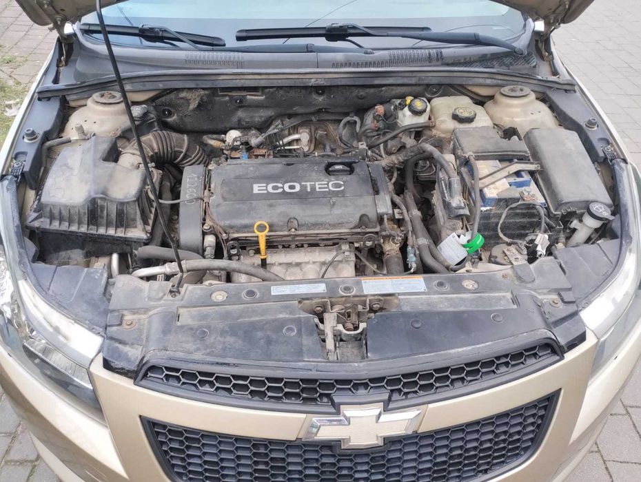 Chevrolet Cruze 1.6 2009 Benzyna Klima Niski Przebieg Doinwestowany
