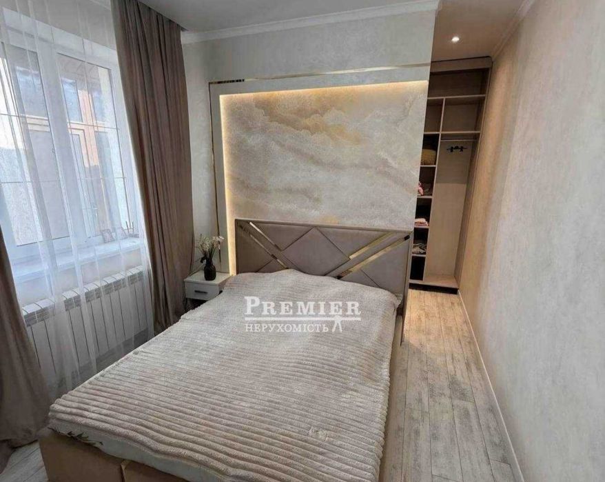 Продам дом в Фонтанке с ремонтом