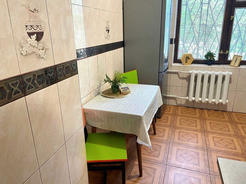 Место в комнате. Киев, Днепровский район — 1500 грн в месяц!