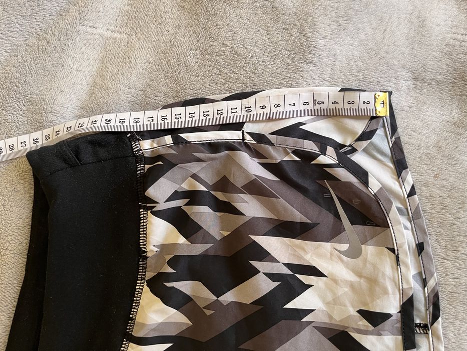 Спортивні шорти жіночі Nike Flx Short