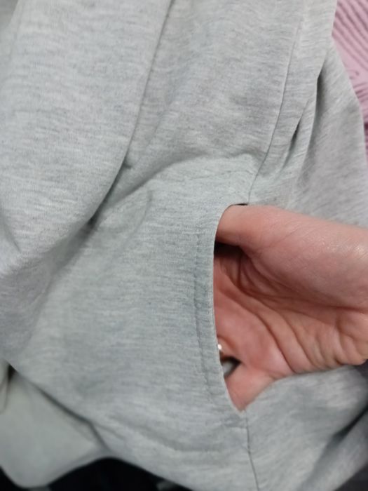 Sweter szary kap