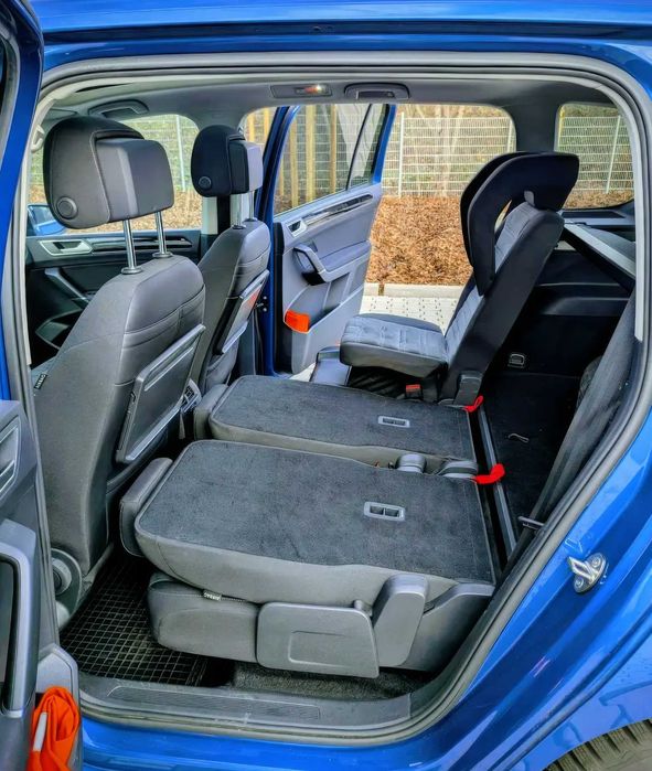 Volkswagen Touran TDI SCR DSG      2019