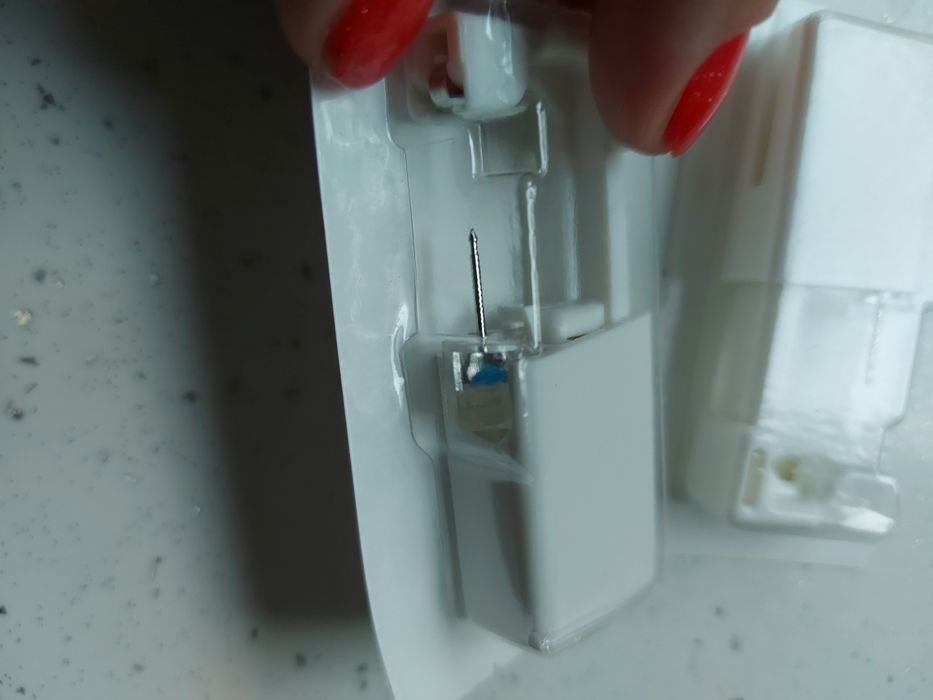 2szt maszynki do przekucia uszu