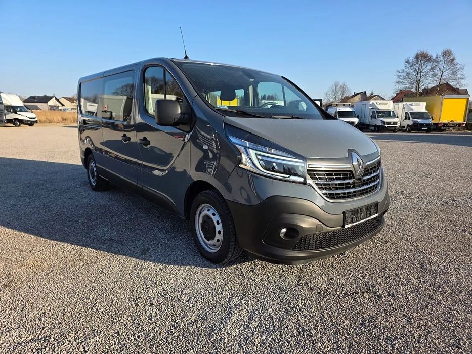 Renault Traffic 150km  Long Doka Brygadówka 6-miejsc Salon PL, Jeden Właściciel  2x drzwi przesuwne