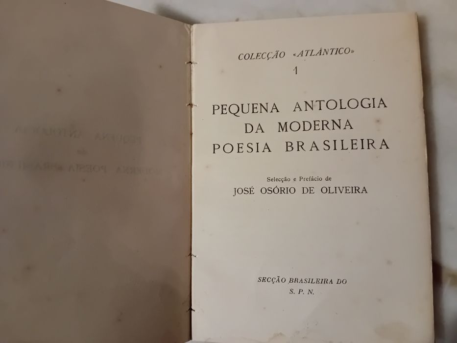 Livro Antigo Pequena Antologia da Moderna Poesia Brasileira