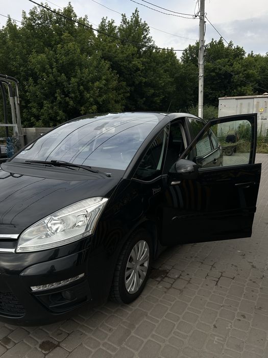 Citroën C4 Picasso 1.6 TDI • 2011 рік • Робот (автомат)