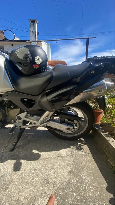 Varadero 1000cc…….